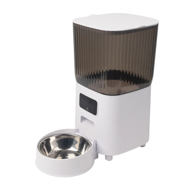 Aвтоматска хранилка за миленици 5л